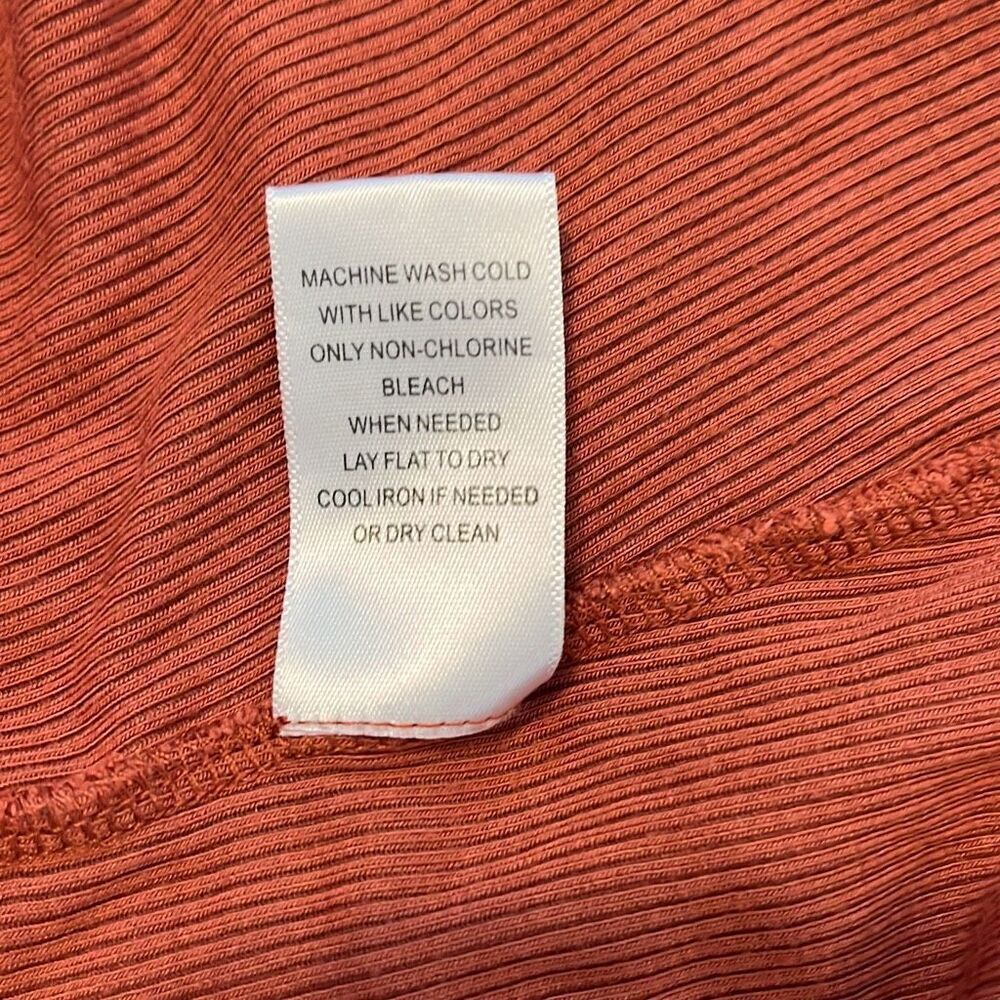 Evereve Rust Ribbed Cutout Tank Medium - Picture 8 of 8